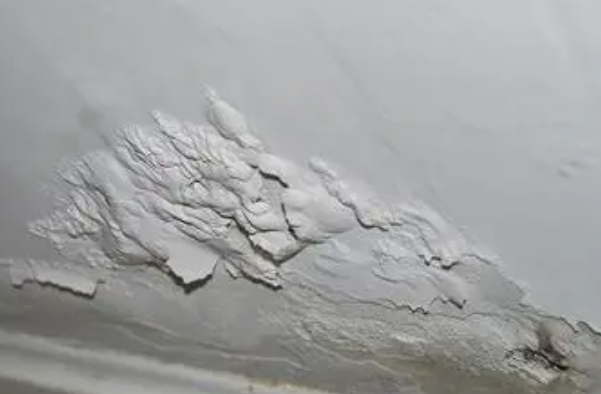 三水楼顶漏水维修公司分享下三水卫生间防水层的施工及细部处理。